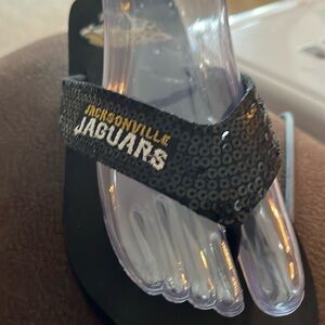 JACKSONVILLE JAGUARS NFL Women’s Sequined Flip Flops SZ Medium